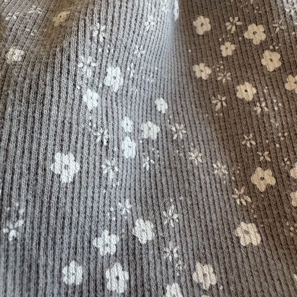 QUINCY MAE Ribbed Ruffle Romper - Fleur - Picture 5 of 7